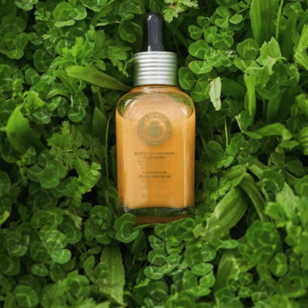 Revitaliserende og glødgivende ansigtsolie m/ekstra jomfruolivenolie - 50 ml 9 revitaliserende ansigtsolie med lysreflekterende effekt