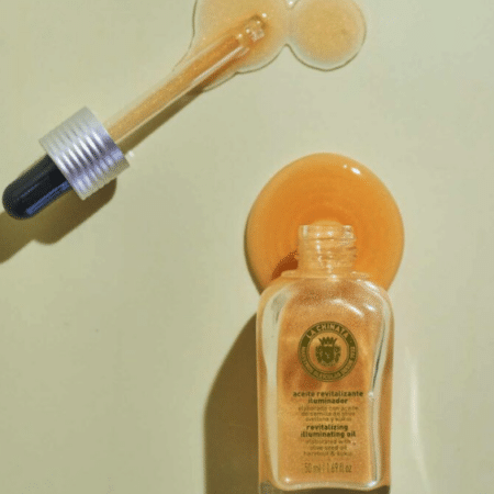 Revitaliserende og glødgivende ansigtsolie m/ekstra jomfruolivenolie - 50 ml 7 revitaliserende ansigtsolie med lysreflekterende effekt